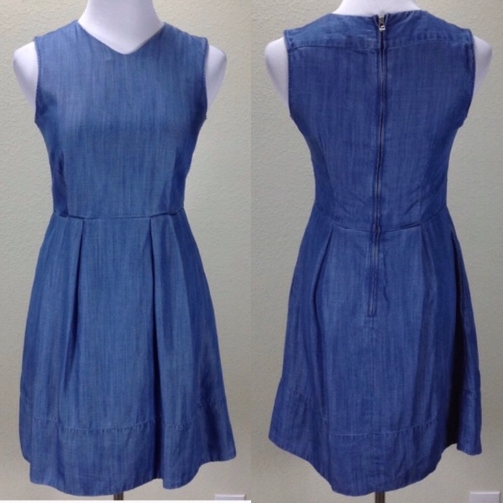 Gap Chambray Sleeveless V-Neck A-Line Denim Dress - Picture 7 of 15